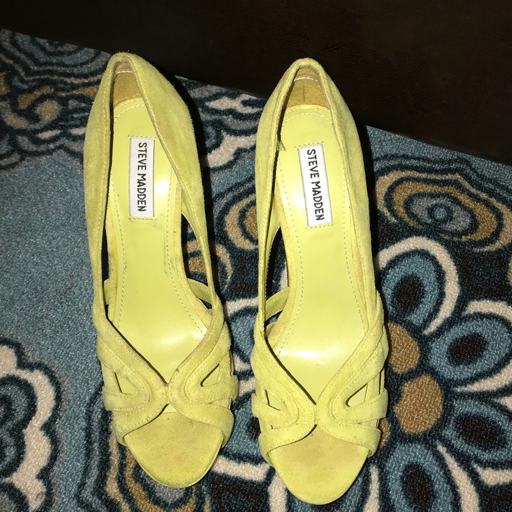Women’s shoes